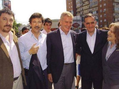 Francisco De Narv�ez visit� Vicente L�pez para apoyar a Norberto Erro