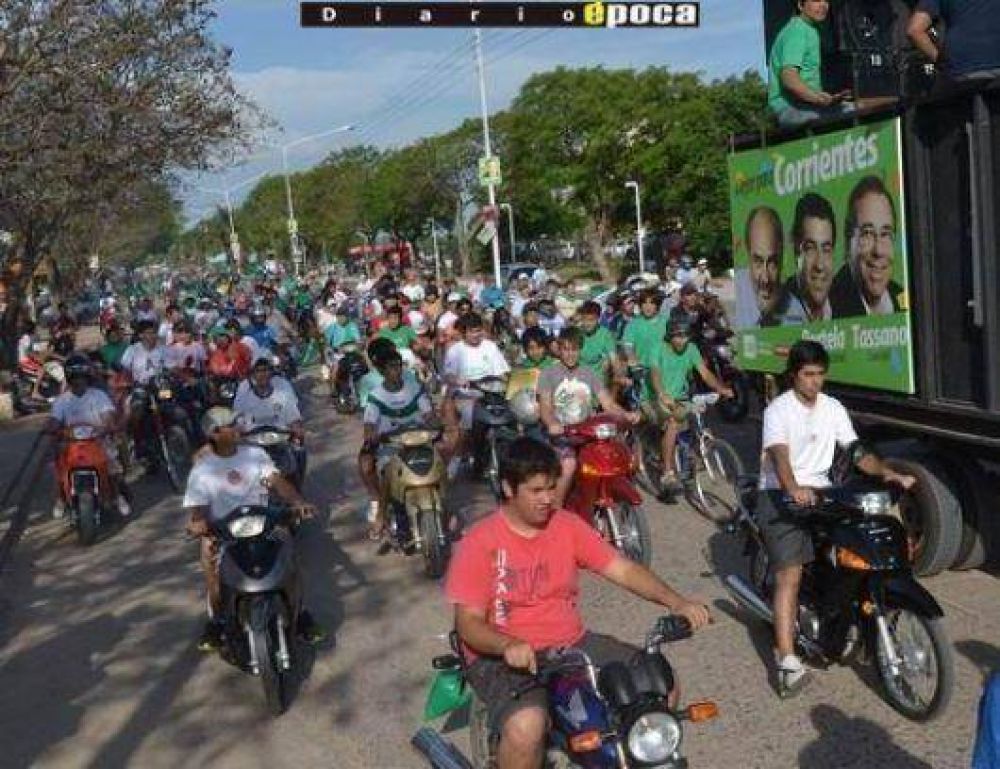 La cumbia fue elegida por ECO y el FPV para bajar el tel�n proselitista
