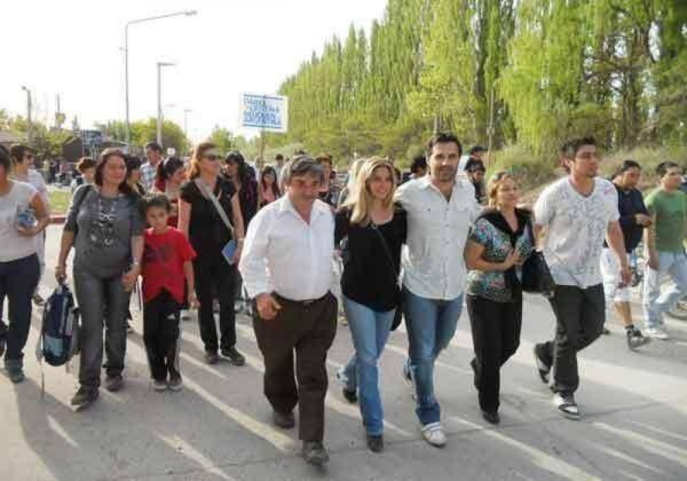 �La gente quiere cambio desde lo ideol�gico�