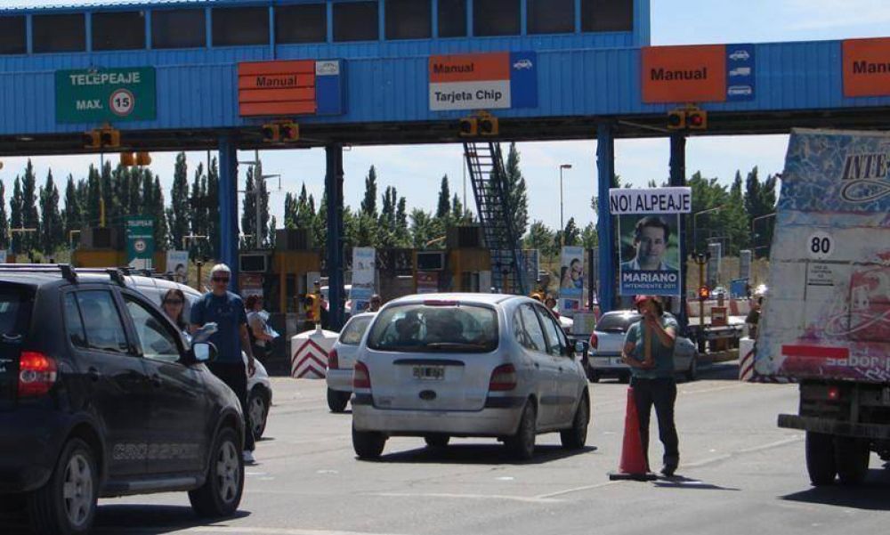 UNE liber� el peaje en los puentes