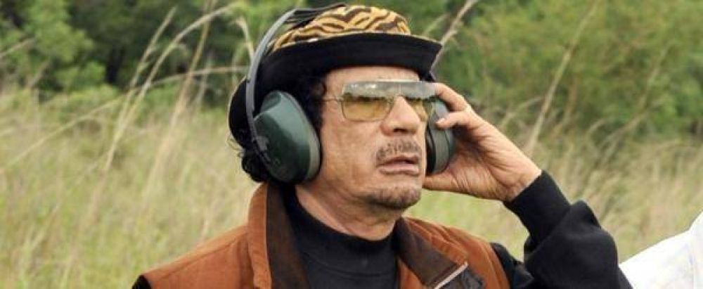 Rebeldes libios capturaron a Khadafi y aseguran que est� muerto