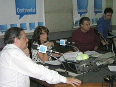 Duro cruce entre V�ctor Hugo Morales y Magdalena Ruiz Gui�az�