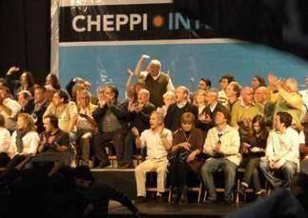 Cierre en Mar del Plata, Cheppi: "Nosotros somos el proyecto  nacional",' Esta es la boleta, no se confundan'