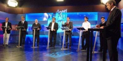 Los candidatos a gobernador intentaron sacar tajada ante las c�maras poco antes de la veda