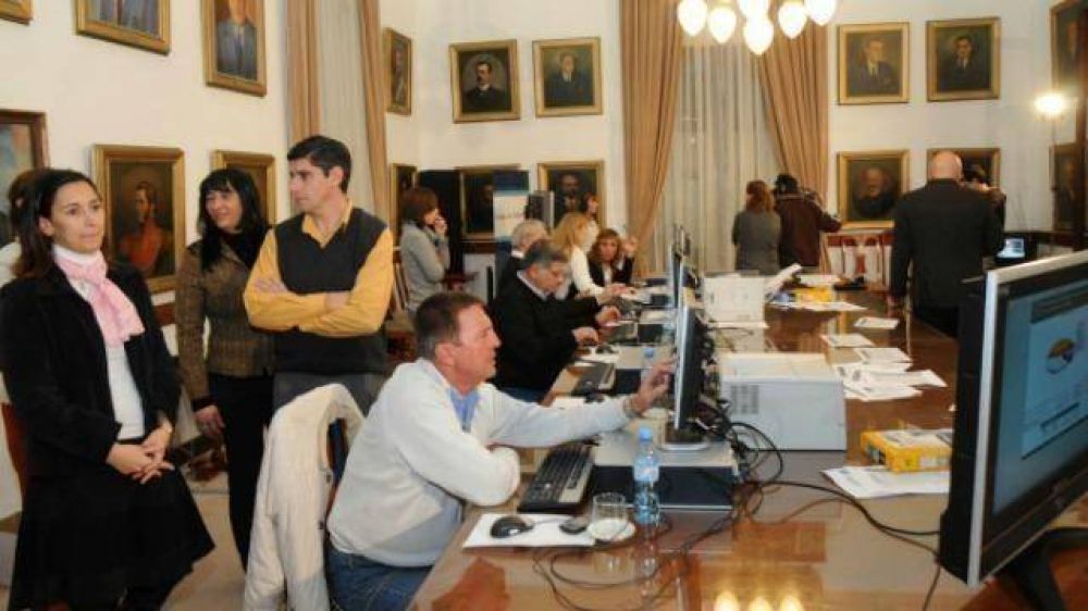 El Gobierno estima que el escrutinio ser� lento