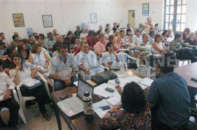 Los docentes deciden si aceptan la propuesta