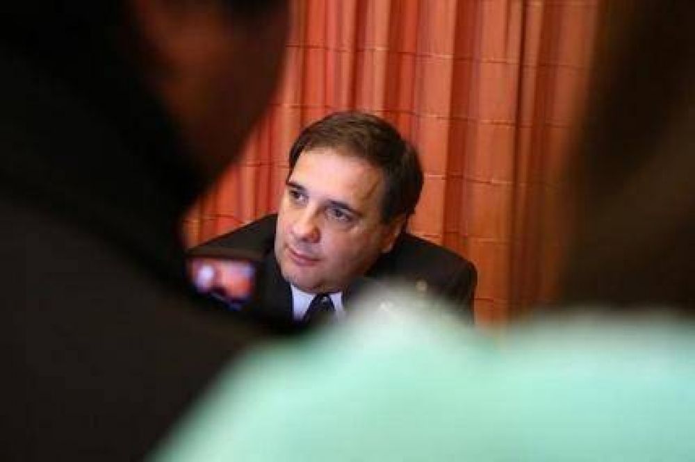 Deuda-gate: Intendente electo denunci� penalmente a Casc�n y la Junta Electoral