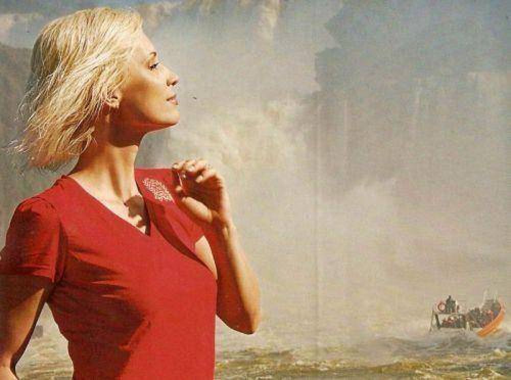 Con Ingrid Grudke promocionan las Cataratas del Iguaz� 