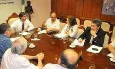 El Gobierno elabora estrategia para paliar la falta de agua