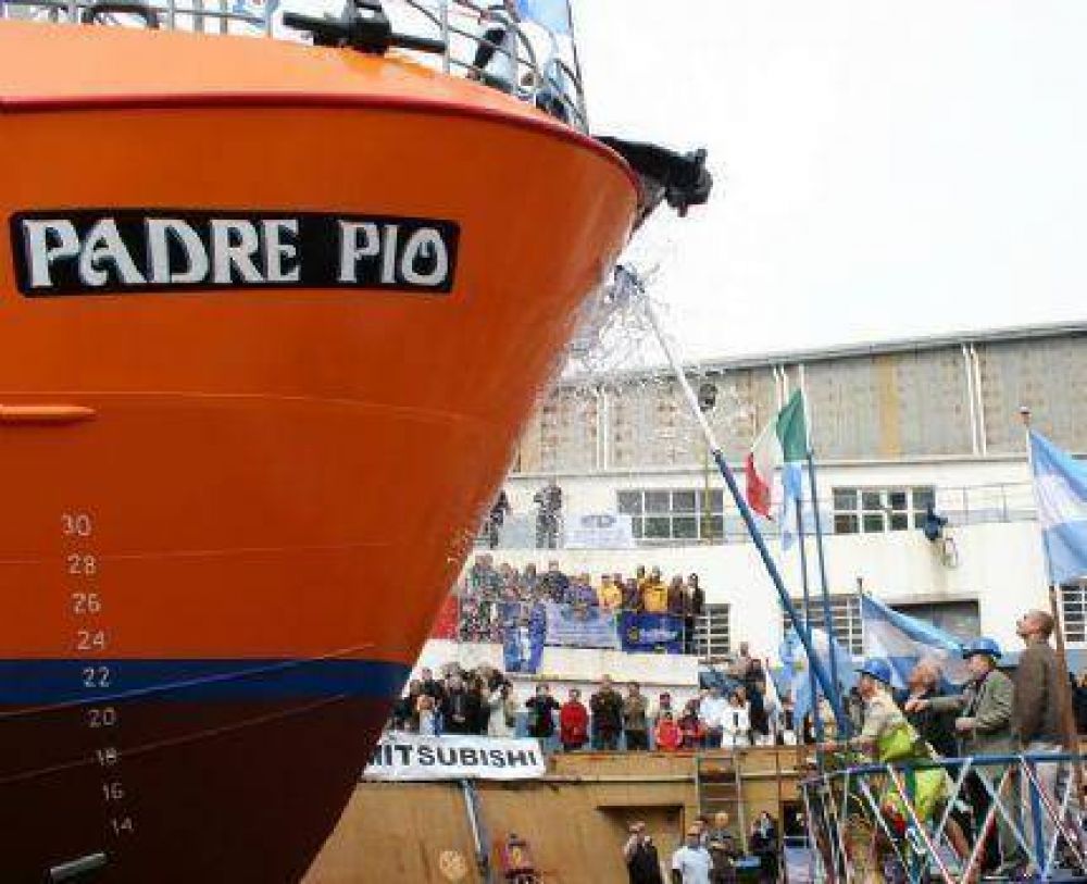Federico Contessi y esa �vieja costumbre�: Bot� el �Padre P�o�, el barco 115
