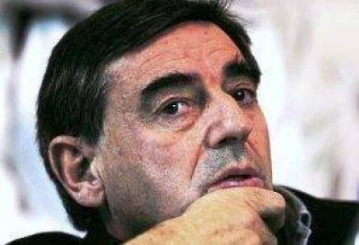 Cimadevilla: "En la UCR debe haber una renovaci�n de dirigentes"