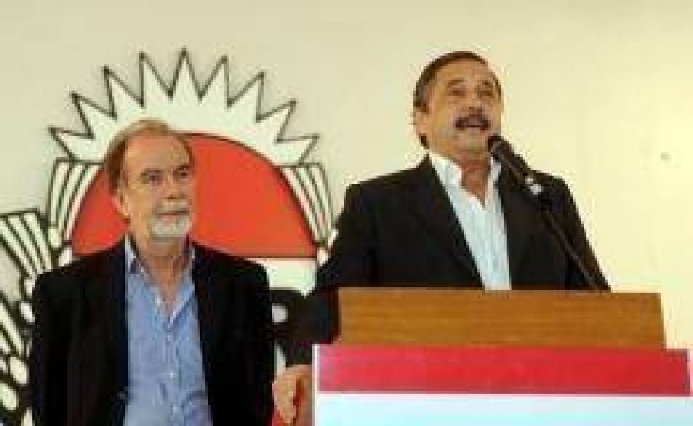 Alfons�n cree que est� segundo