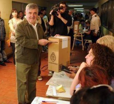 Das Neves felicit� a la presidenta por el triunfo en Chubut