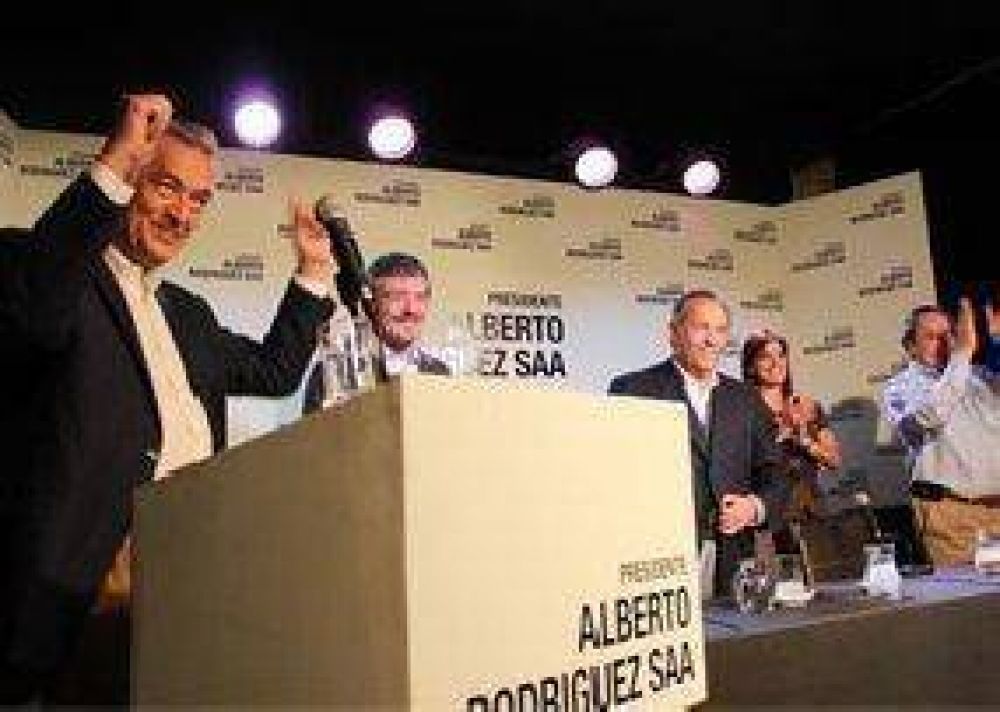 "La Argentina se merece que no bajemos los brazos"