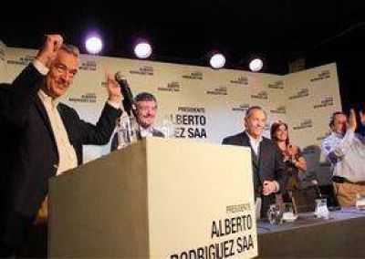 "La Argentina se merece que no bajemos los brazos"