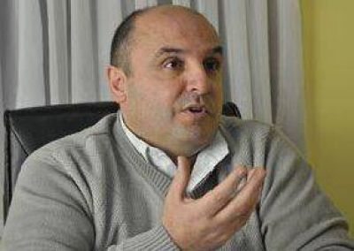 Marcelo Mocdese fue reelecto en El Volc�n