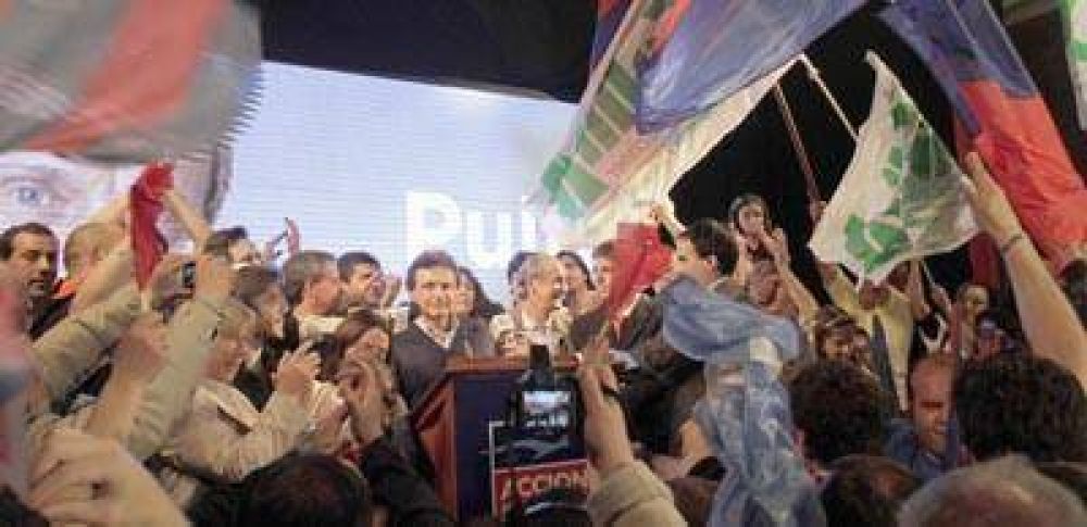 Pulti fue reelecto por amplio margen y gobernar� con mayor�a