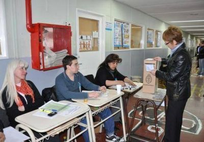 Tras el triunfo de Cristina, R�os conf�a en que haya una "buena relaci�n"