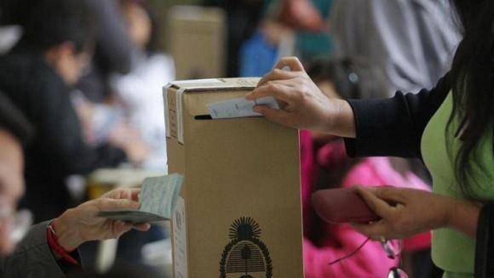 Hubo corte de boletas y el alperovismo releg� una banca en manos del radicalismo