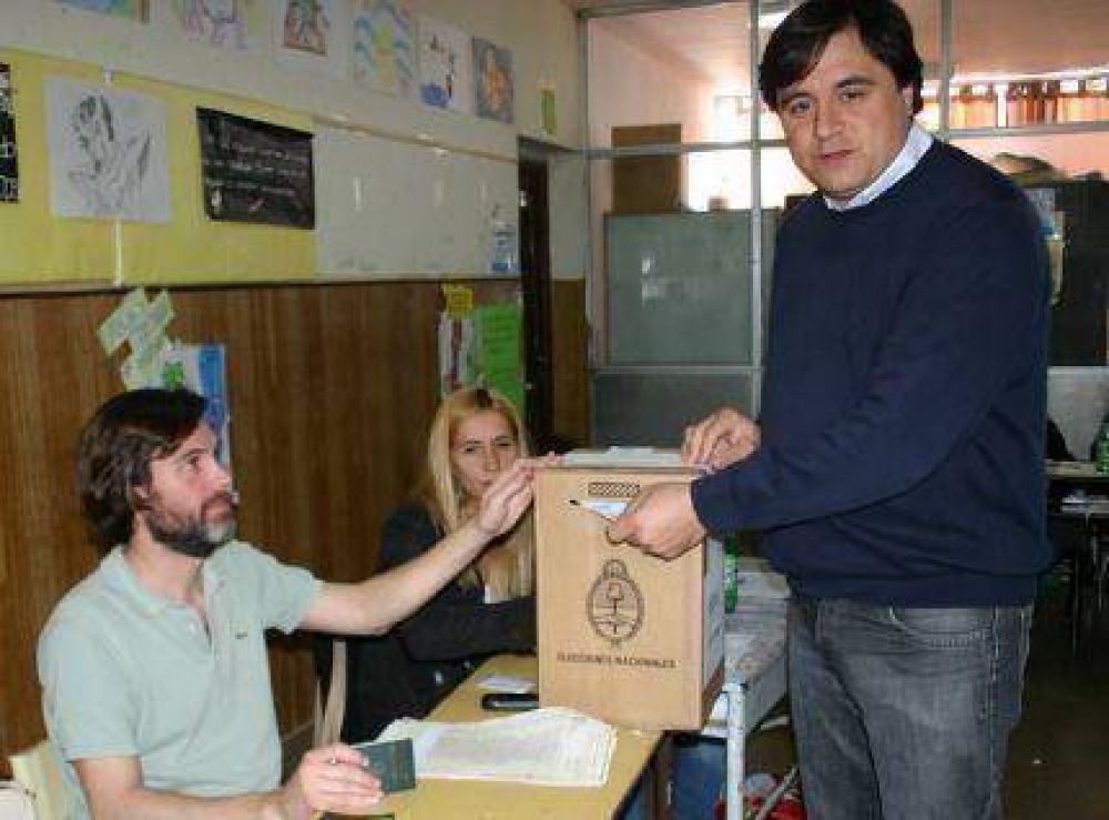 �Manino� Iriart : �Hoy estamos festejando el triunfo de la democracia�