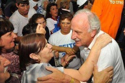 Feito: 50,7 %