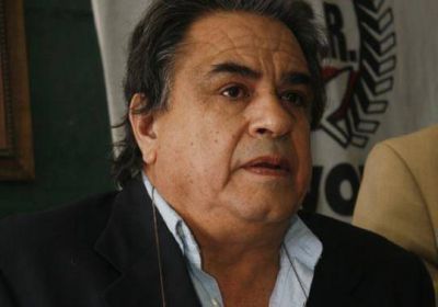 Medina rechaz� pedido de renuncia de Saiz a su cargo partidario e indic� que antes se le rend�a pleites�a y ahora aparecen las voces cr�ticas