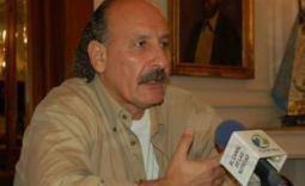Jorge Yoma se suma al debate sobre la extranjerizaci�n de tierras