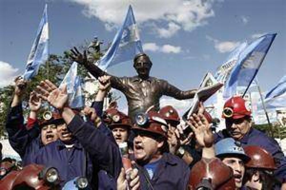 Cristina encabeza el homenaje