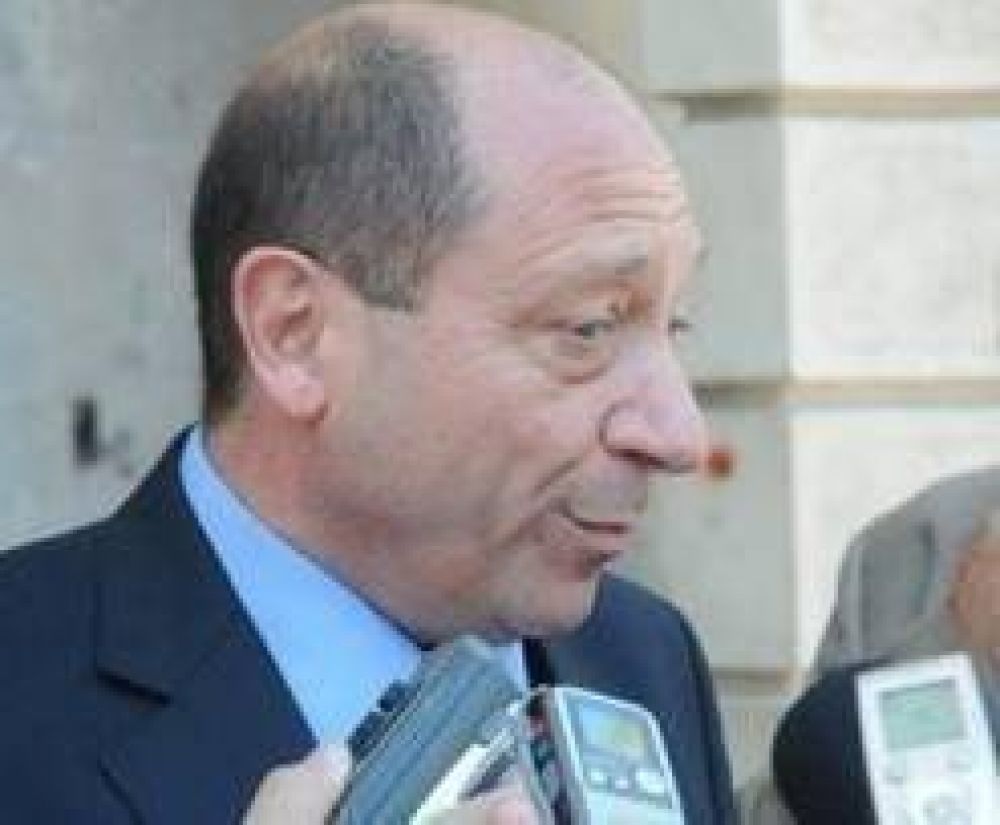 Ministro Superti: "Es un hecho hist�rico"