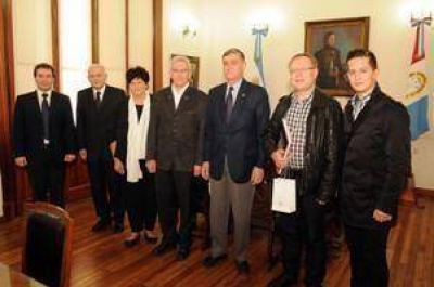 Binner recibi� la visita de una delegaci�n alemana
