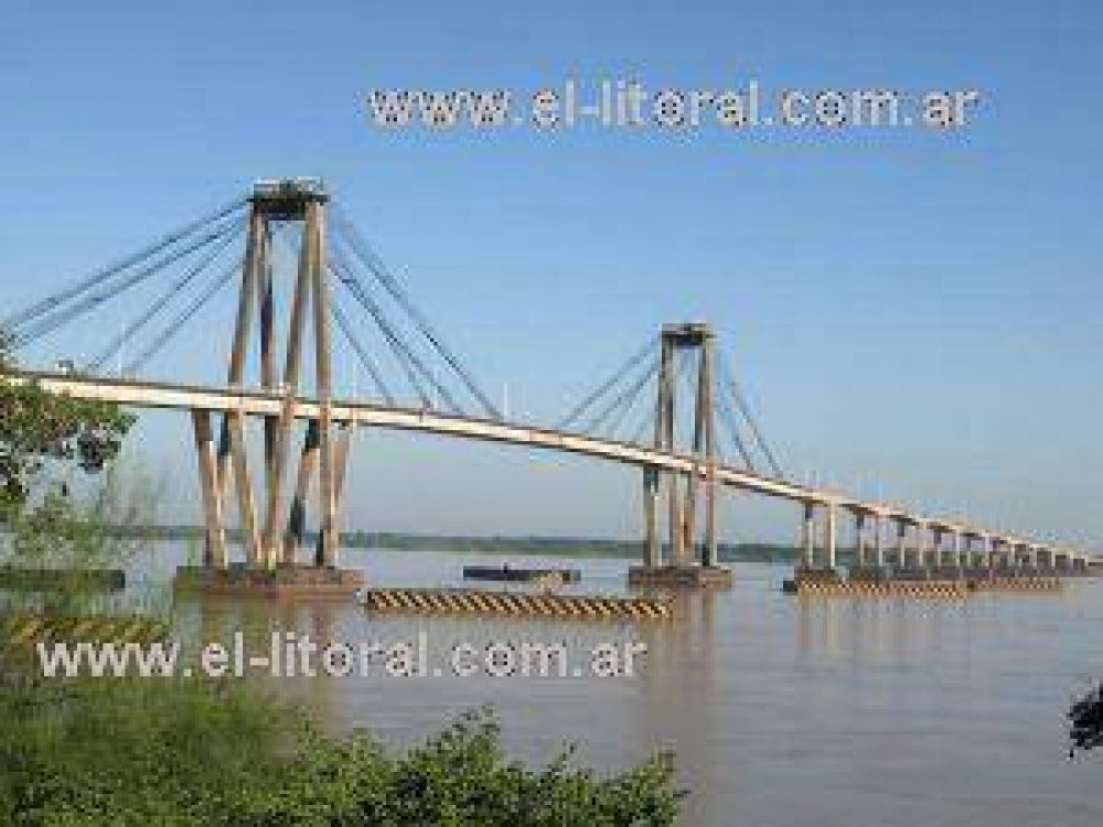 Corrientes buscar� apoyo regional para la construcci�n de los puentes