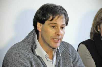 Paiva confirm� que ser� el octavo diputado provincial del FVS