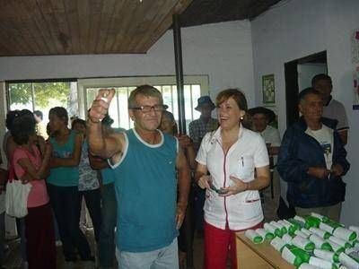 El Gobierno Provincial entreg� los primeros anteojos gratuitos en el interior