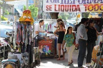 Empresarios advierten que se multiplica la venta ilegal