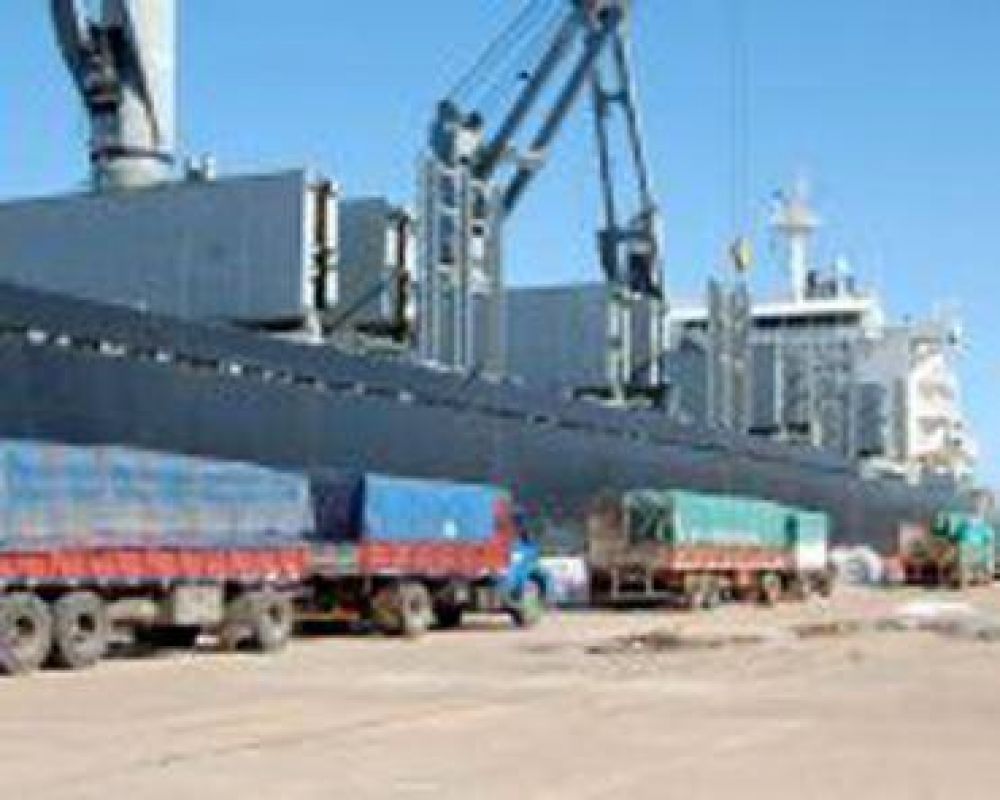 Schepens quiere un dragado a 23 pies