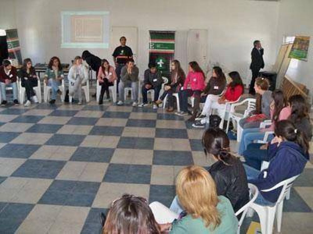 Contin�a la capacitaci�n a Promotores de Salud en la ciudad