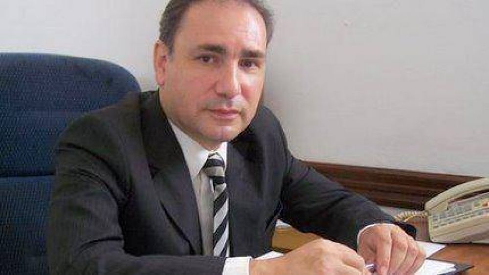 Carlos Casares: Foglia contento con adherir al Frente Amplio Progresista