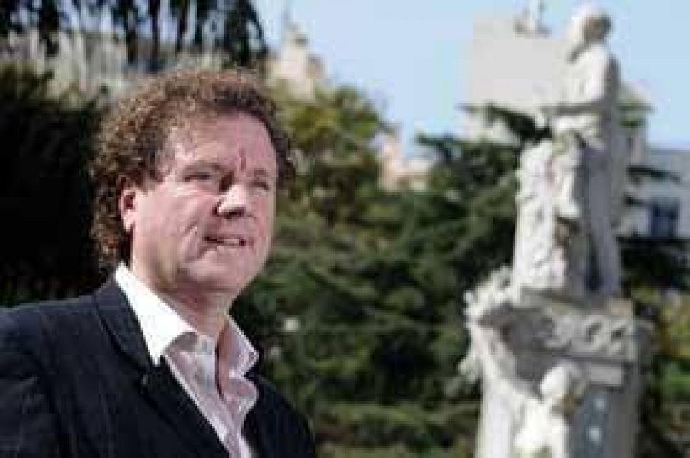 Milman: �El Frente Amplio Progresista es la verdadera fuerza opositora en Avellaneda�