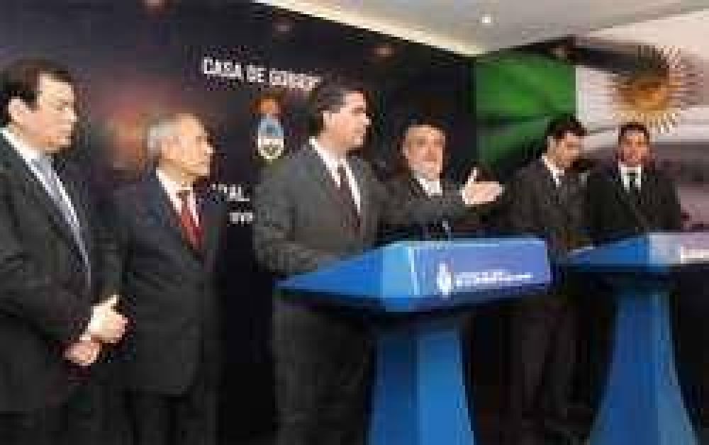 Avanzar en obras de infraestructura y ampliar la Zicosur