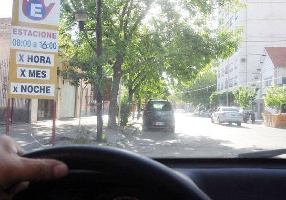 Estacionar en Neuqu�n, misi�n imposible