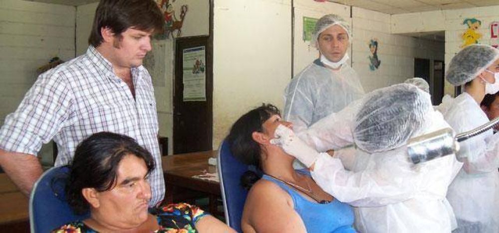 Suman m�s beneficiarios al Programa Provincial de Pr�tesis Dentarias 