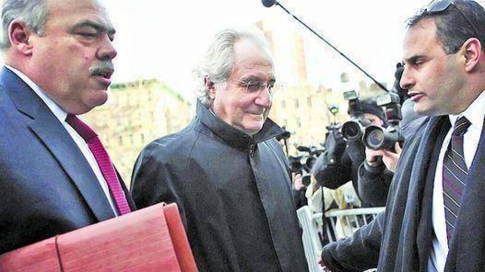 Un libro desnuda la traici�n, el odio y la verg�enza dentro de la familia Madoff