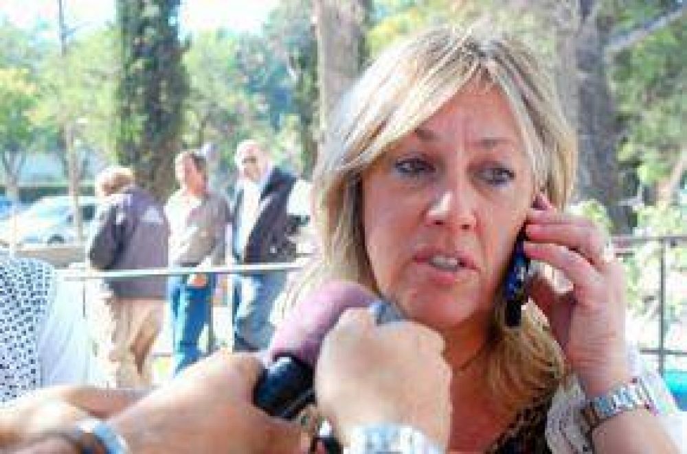  La Descentralizaci�n, Un Potencial Dilema Para Artero