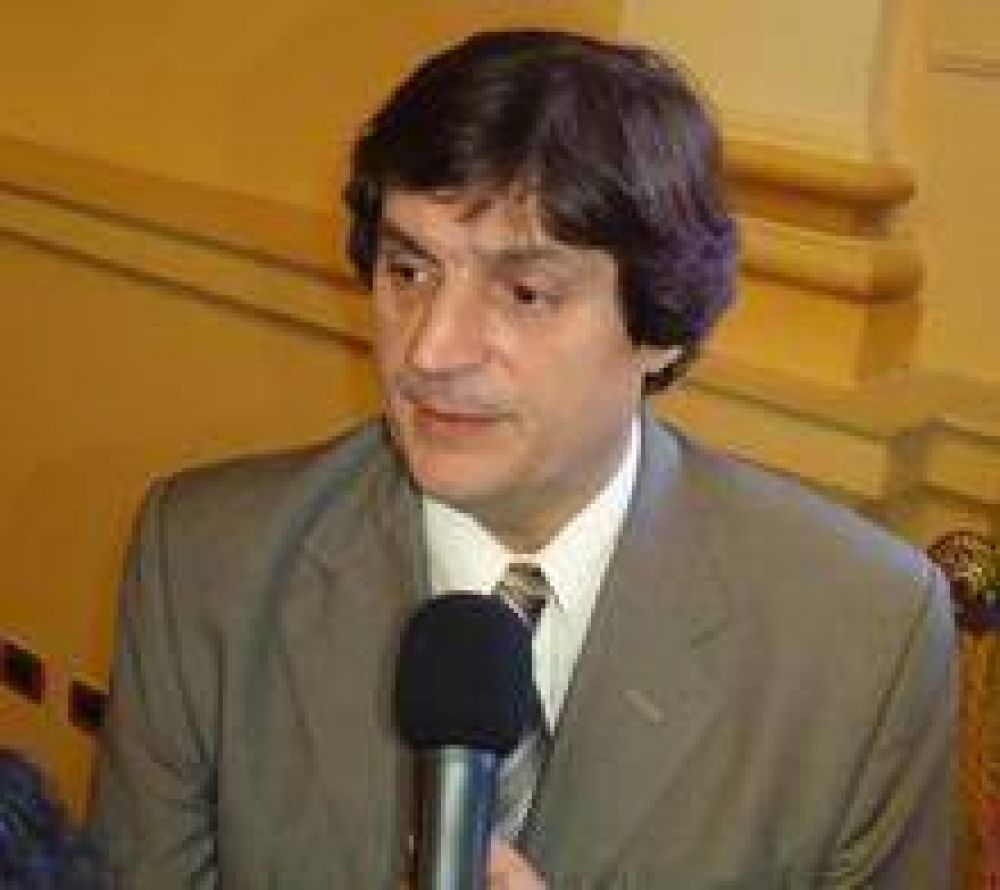 Parissi: "En 2012 habr� actualizaci�n tarifaria"