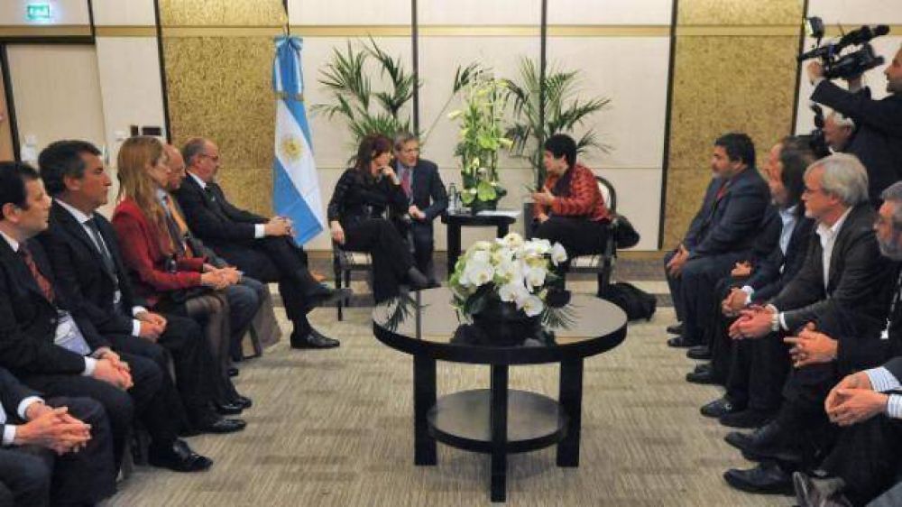 Urribarri acompa�� a Cristina en un encuentro con sindicalistas