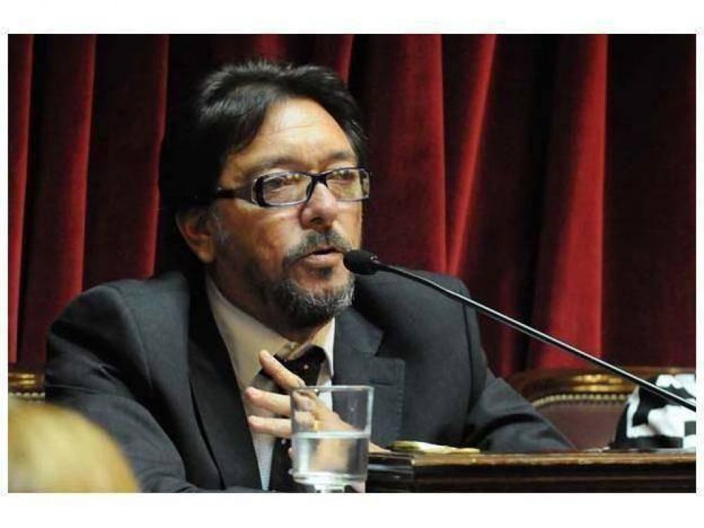 Guastavino homenaje� a N�stor Kirchner en el Senado