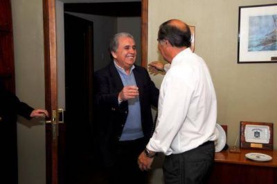 Primer encuentro entre Roquel y Cant�n