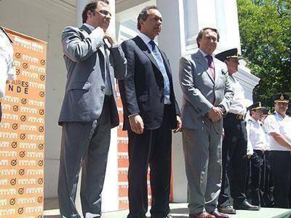 En Adrogu�, Scioli felicit� a Giustozzi por su gesti�n y su reelecci�n