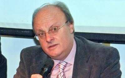 EL INTENDENTE ELECTO PROPONE �UNA LISTA POR EL CAMBIO� EN LAS ELECCIONES DEL DOMINGO EN EL CONSEJO DE ADMINISTRACION