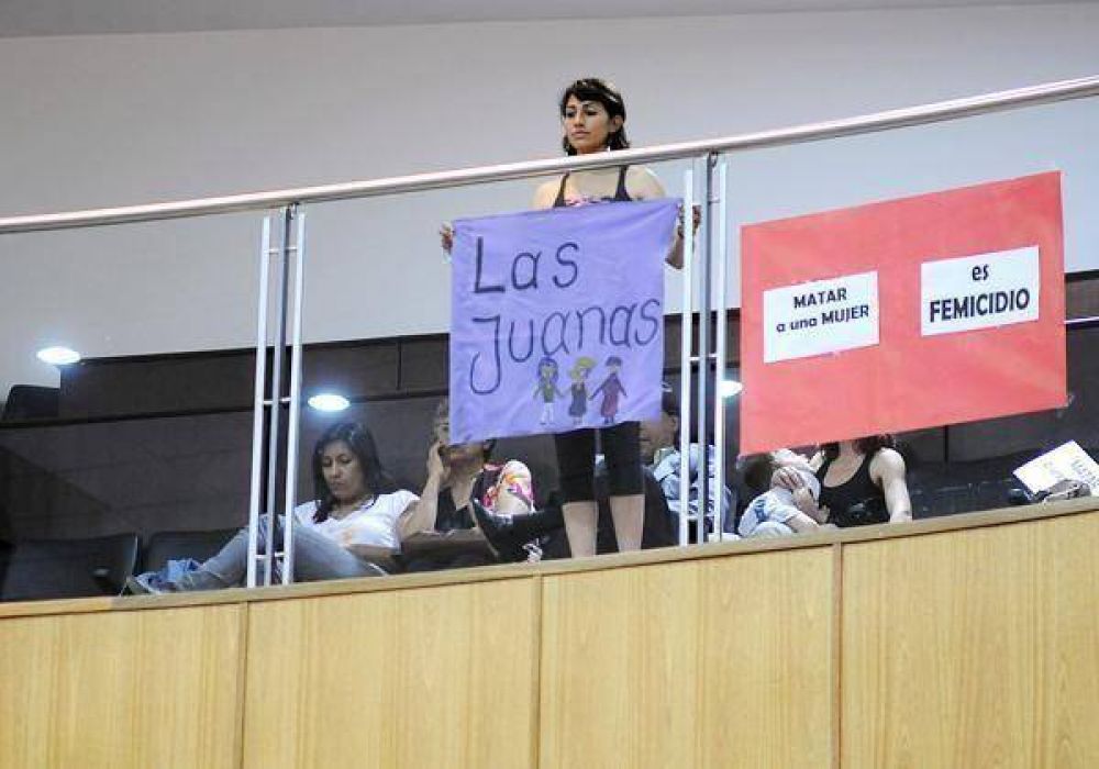 Legisladores aprobaron el aumento salarial para empleados judiciales